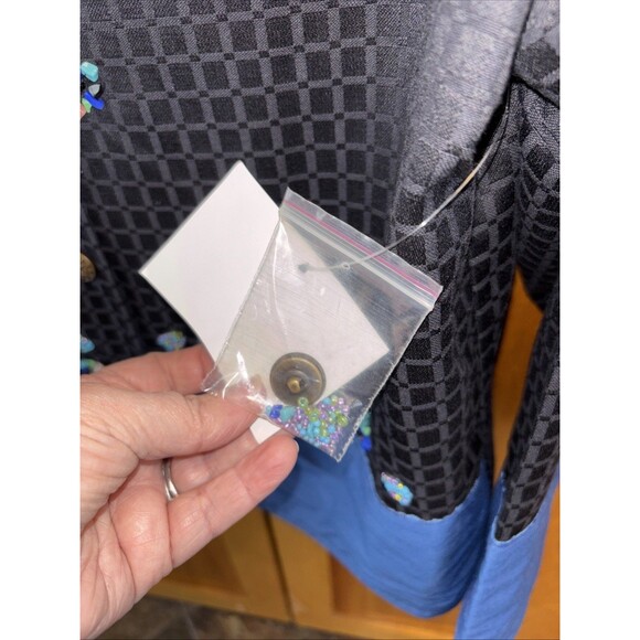 Alex Kim Beaded Jacket Women 2X Black Blue Buttons Lined NEW - Picture 8 of 9